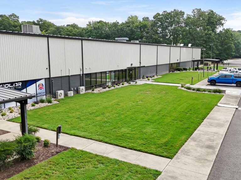 exterior3_241-Enterprise_4x3