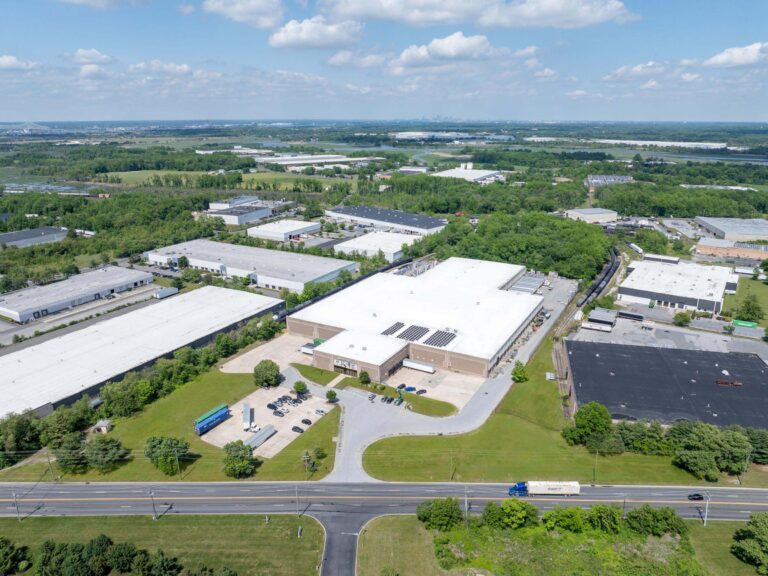 2145-Center-Square-Road-(4-of-30)